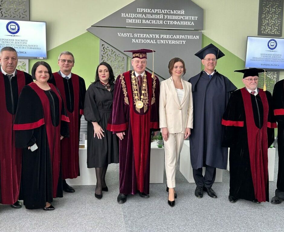 a40a5993-ae36-4a79-acc2-96ad12c8f12f-940x788