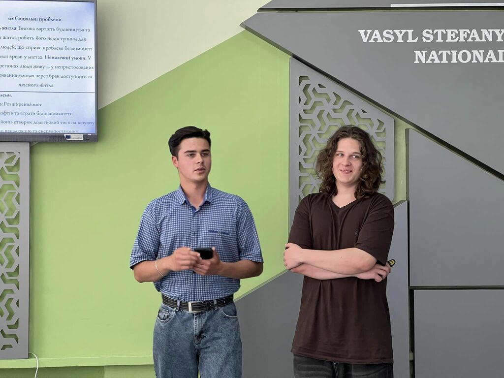 443733753_990089056450970_3994116376177533776_n