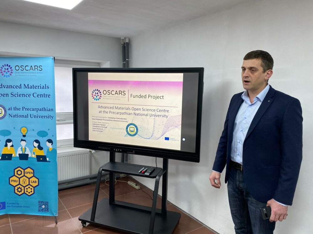 photo_5199876958232635295_y