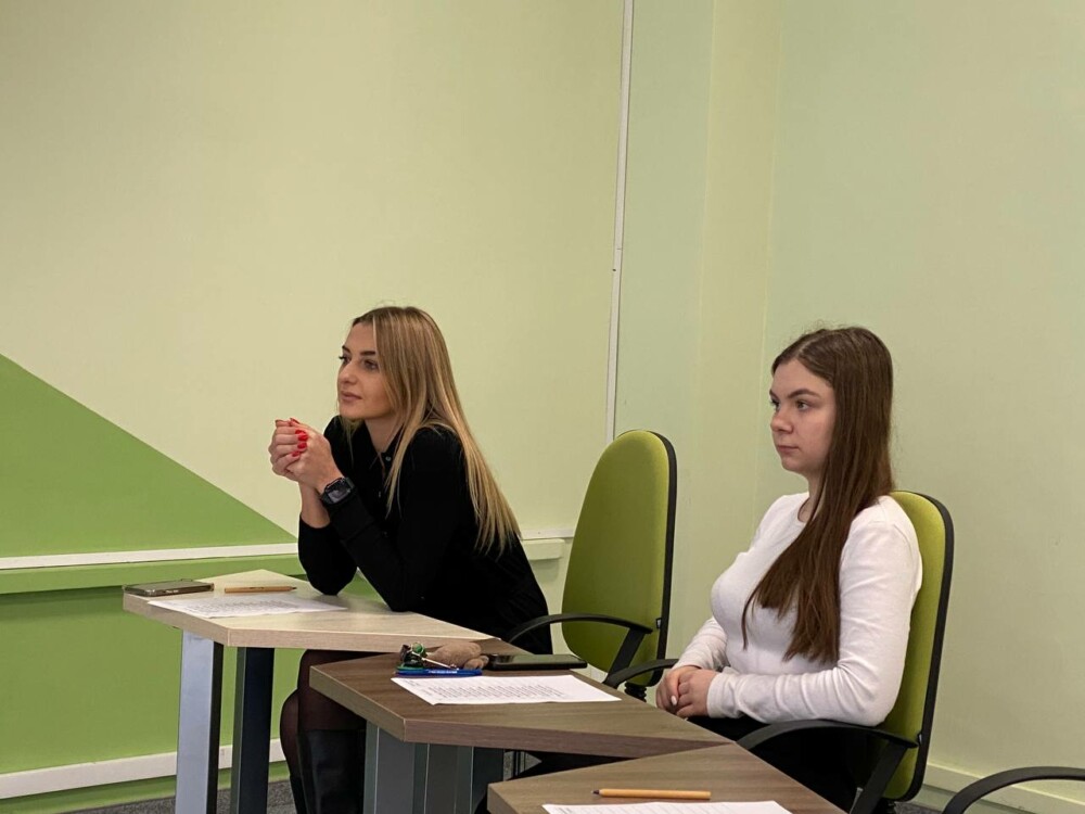 photo_5262917672159537986_y