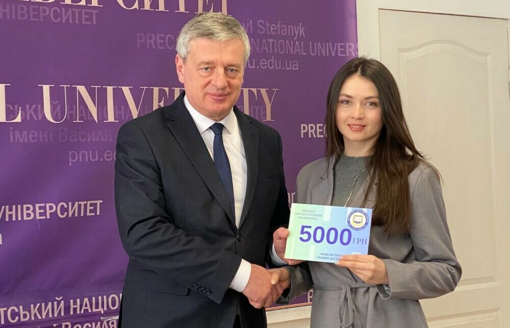 photo_5291851934824786657_y