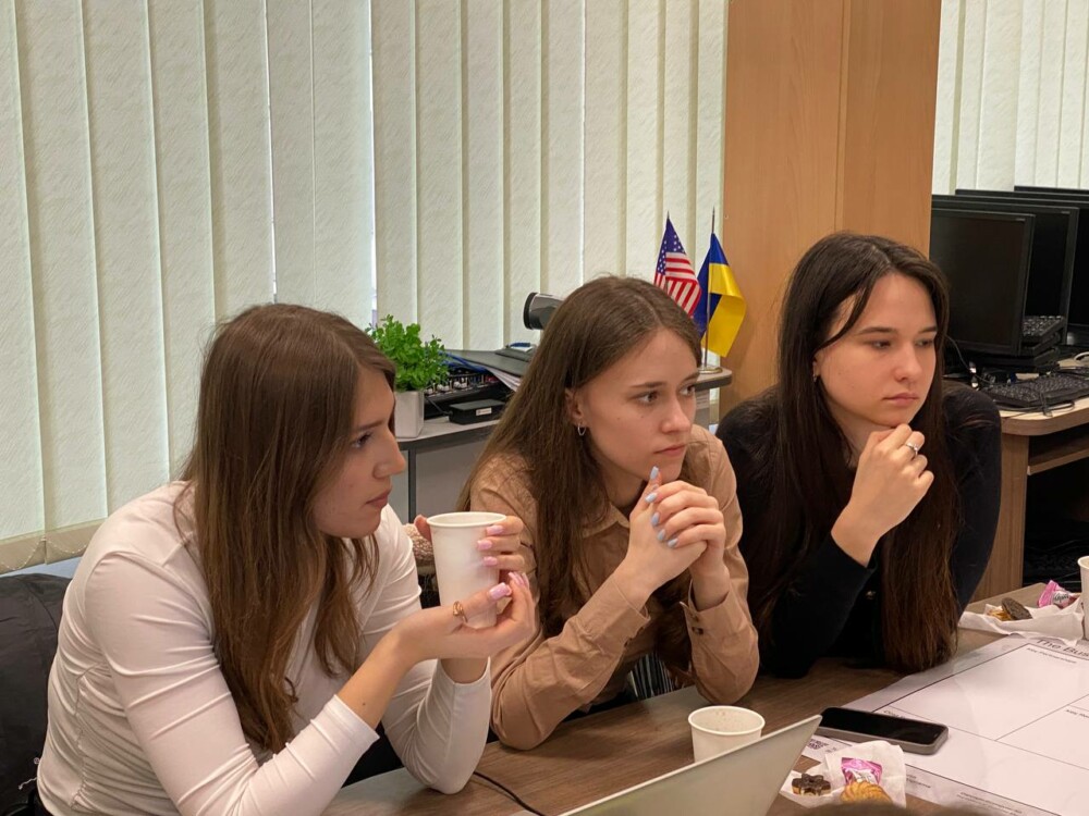 photo_5431527526875918786_y