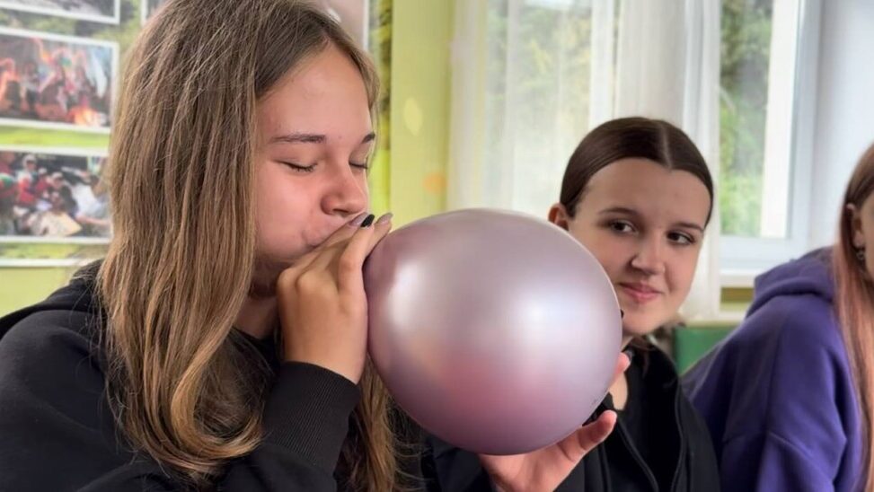 photo_5273915202208922309_y